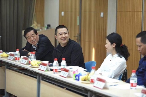 中國美院上海設(shè)計學(xué)院書記兼副院長韓緒發(fā)言.jpg 中國美院上海設(shè)計學(xué)院書記兼副院長韓緒發(fā)言.jpg