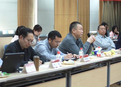 字體設(shè)計專家倪初萬發(fā)言.jpg 字體設(shè)計專家倪初萬發(fā)言.jpg